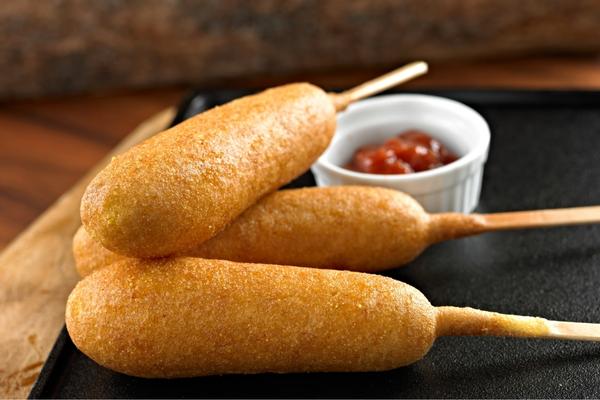 Can Pregnant Women Eat Corn Dogs? 